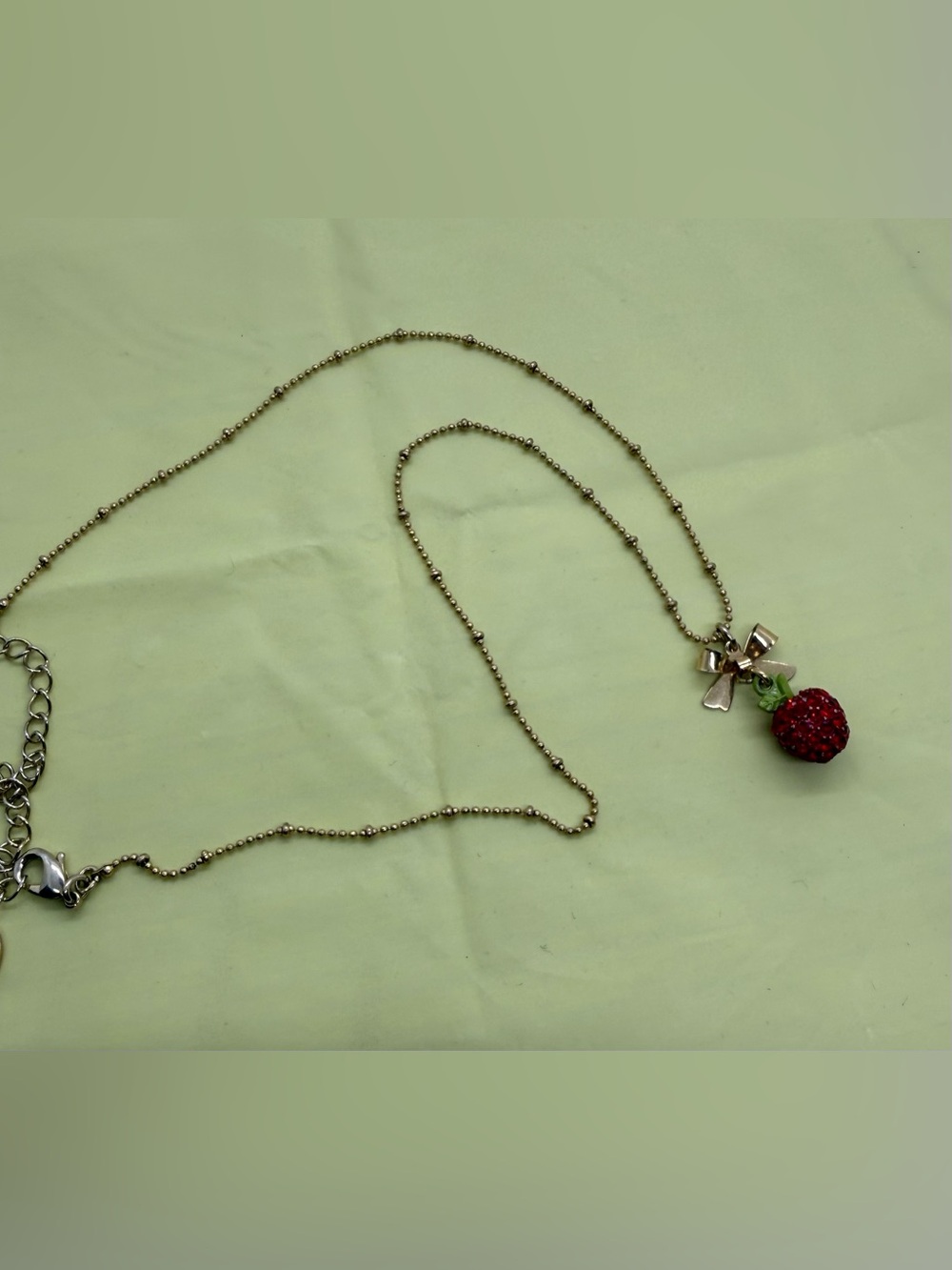Betsey Johnson Red Crystal Apple Bow Pendant Necklace 🍎✨